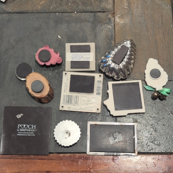 Assorted Decorative Magnets Set - Picture 6 of 10